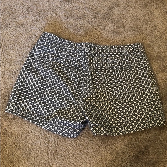 Women’s shorts - Picture 2 of 4